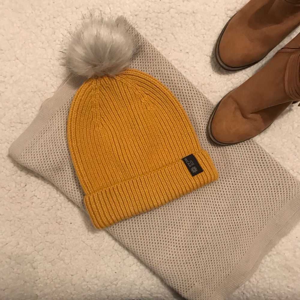 Light Gray Netted Weave Infinity Scarf - image 7